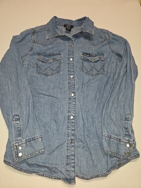 Wrangler Retro Denim Western Shirt Womens Pearl snap size Small